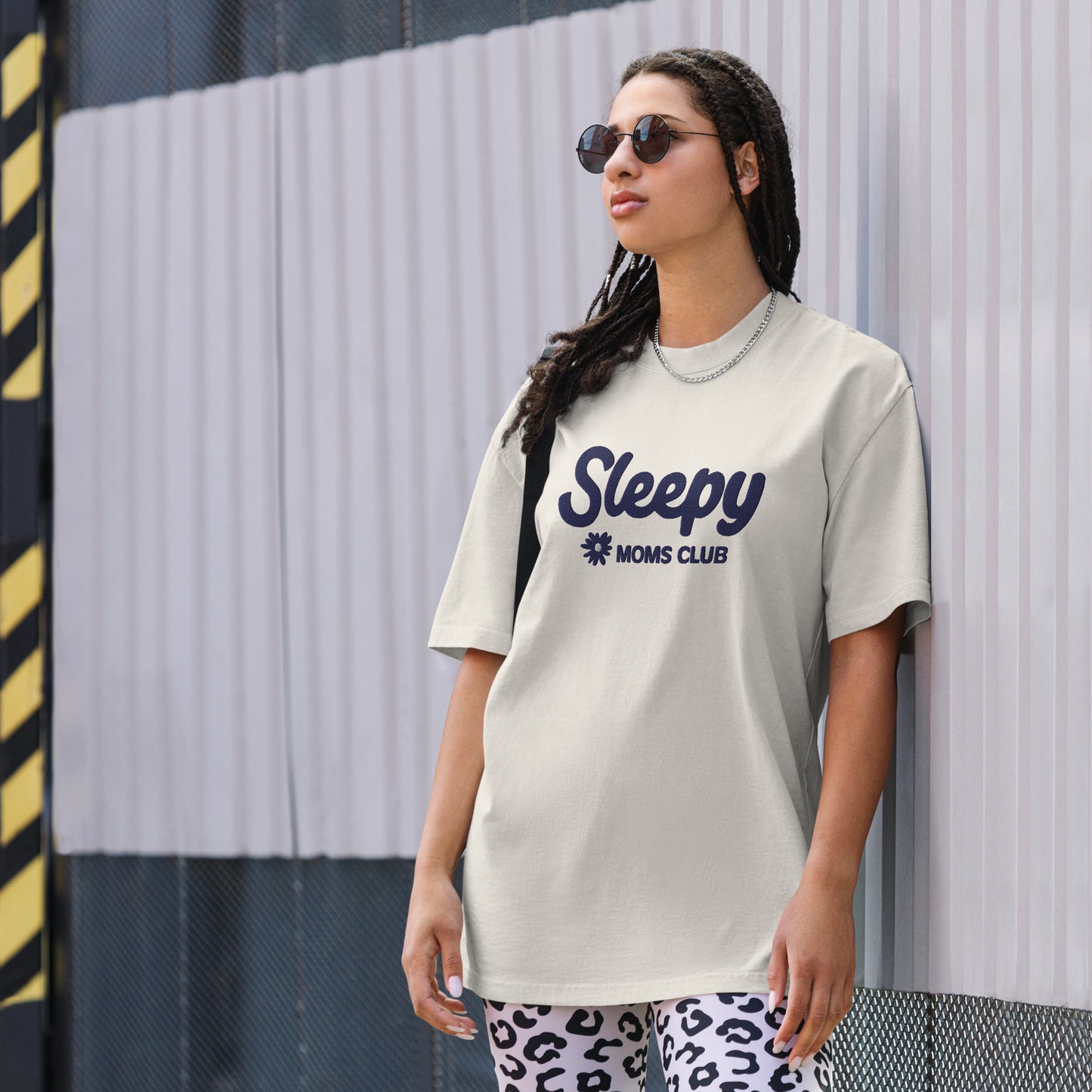 Sleepy Mom Oversized faded t-shirt